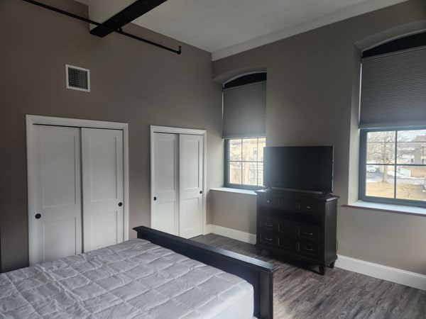 54 Green Street # 204