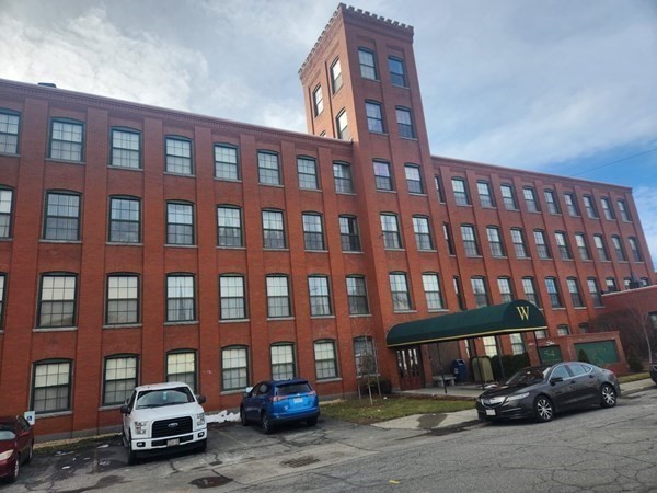 54 Green Street # 204