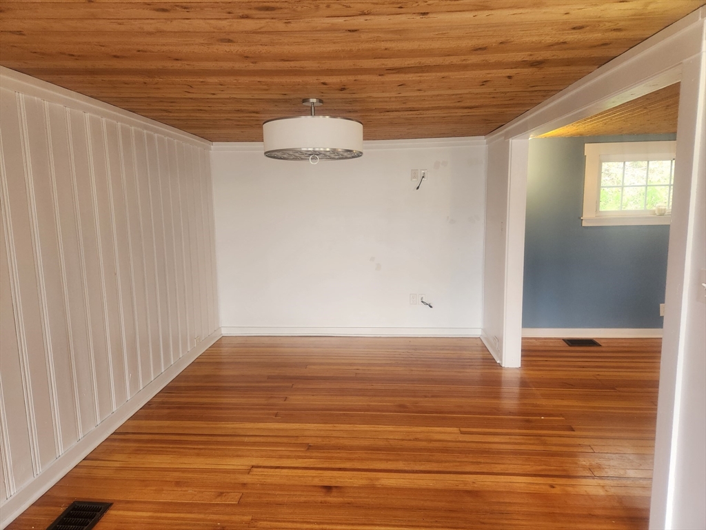 4 Highland Ct # 4