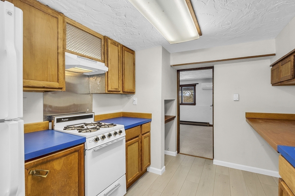 3 Tuttle Road