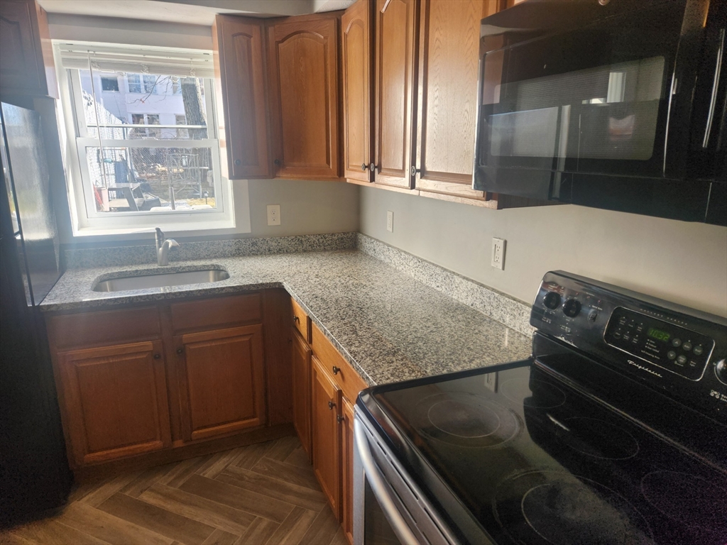 86 10th Street # 1