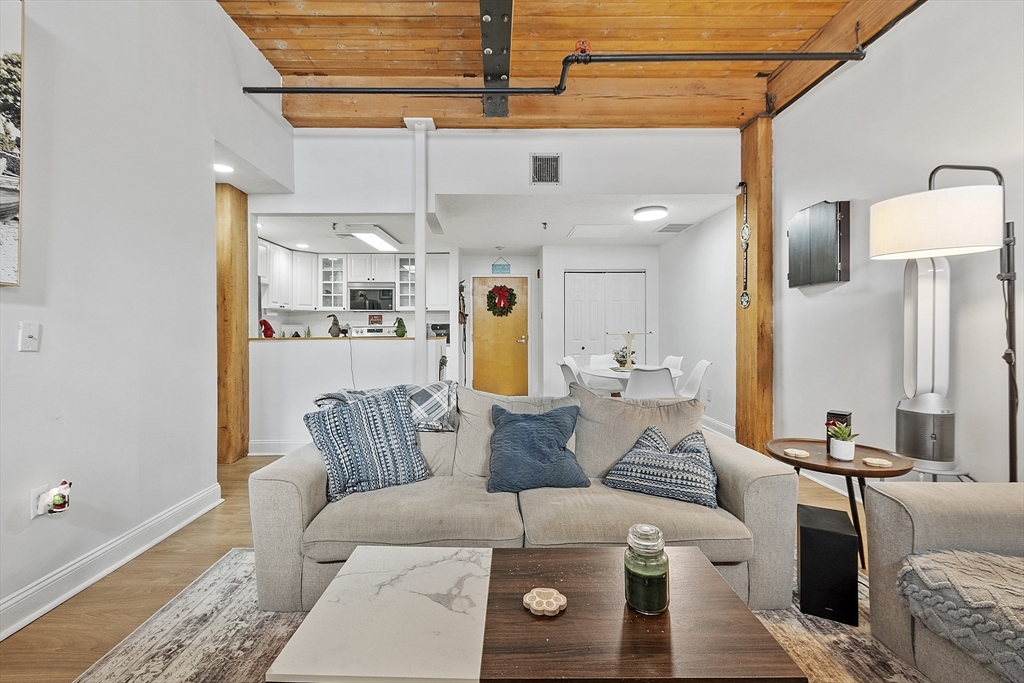 54 Green Street # 105
