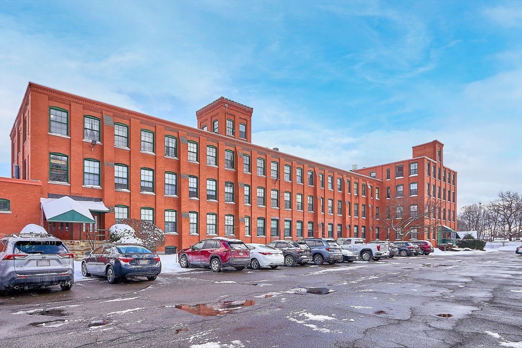 54 Green Street # 105