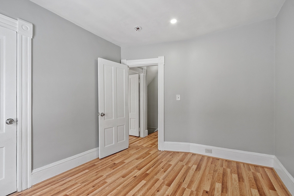 14 Cabot Street
