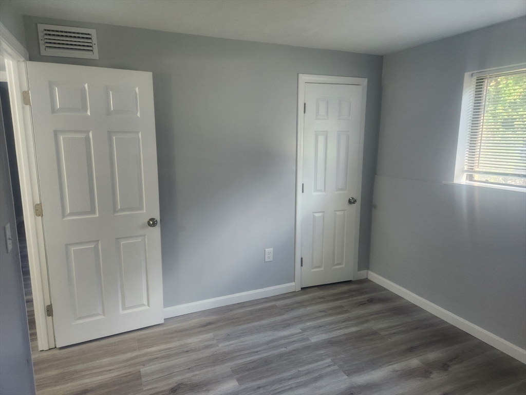 176 Maple Avenue # 01 Unit: 2-01