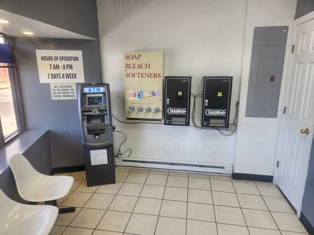 15-25 Lunenburg Street