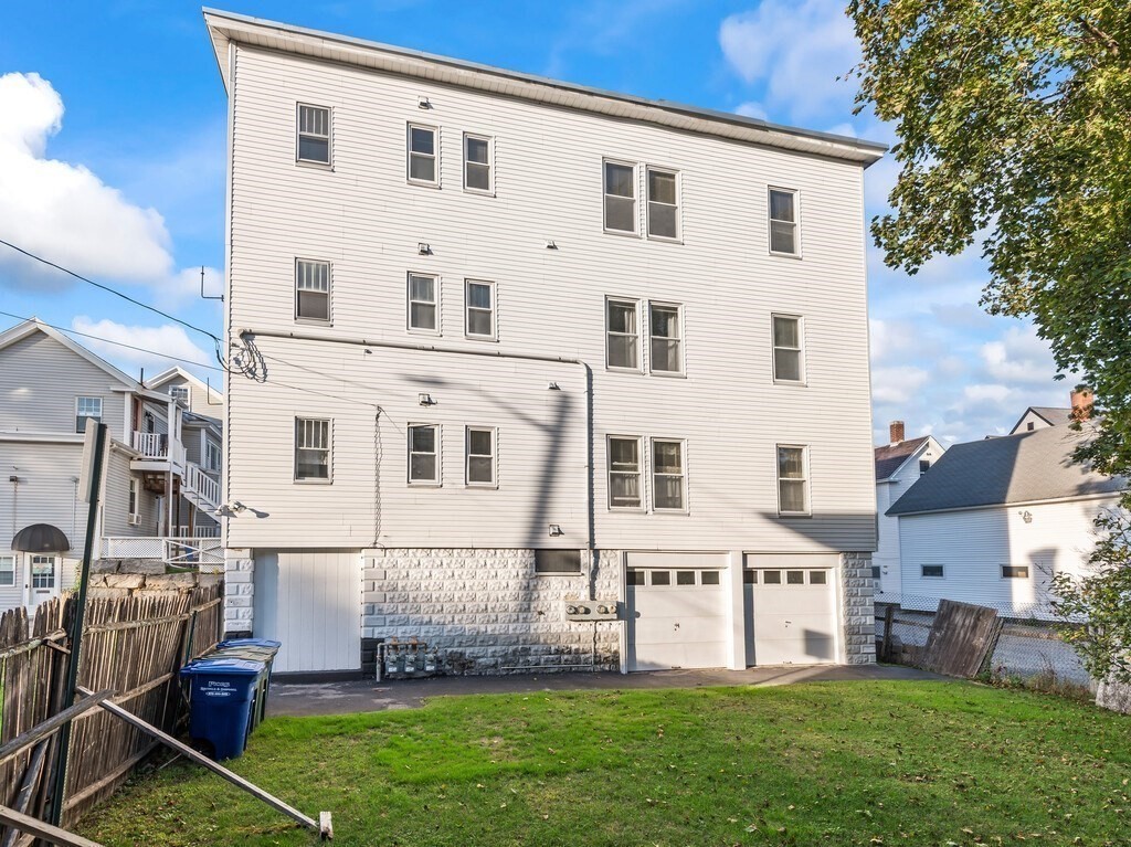 64 West Street