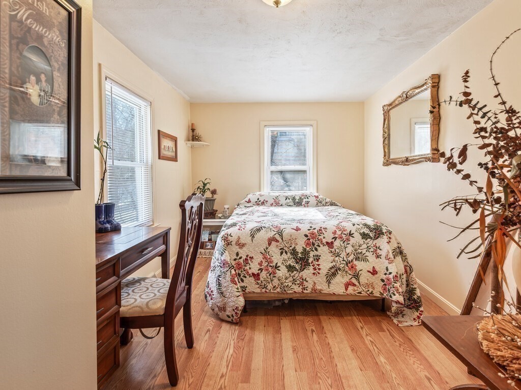 242 Pleasant Street
