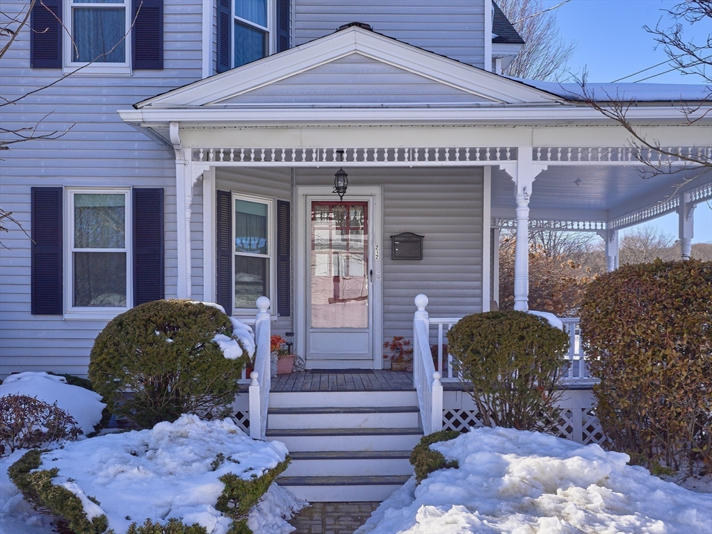 212 Washington Street