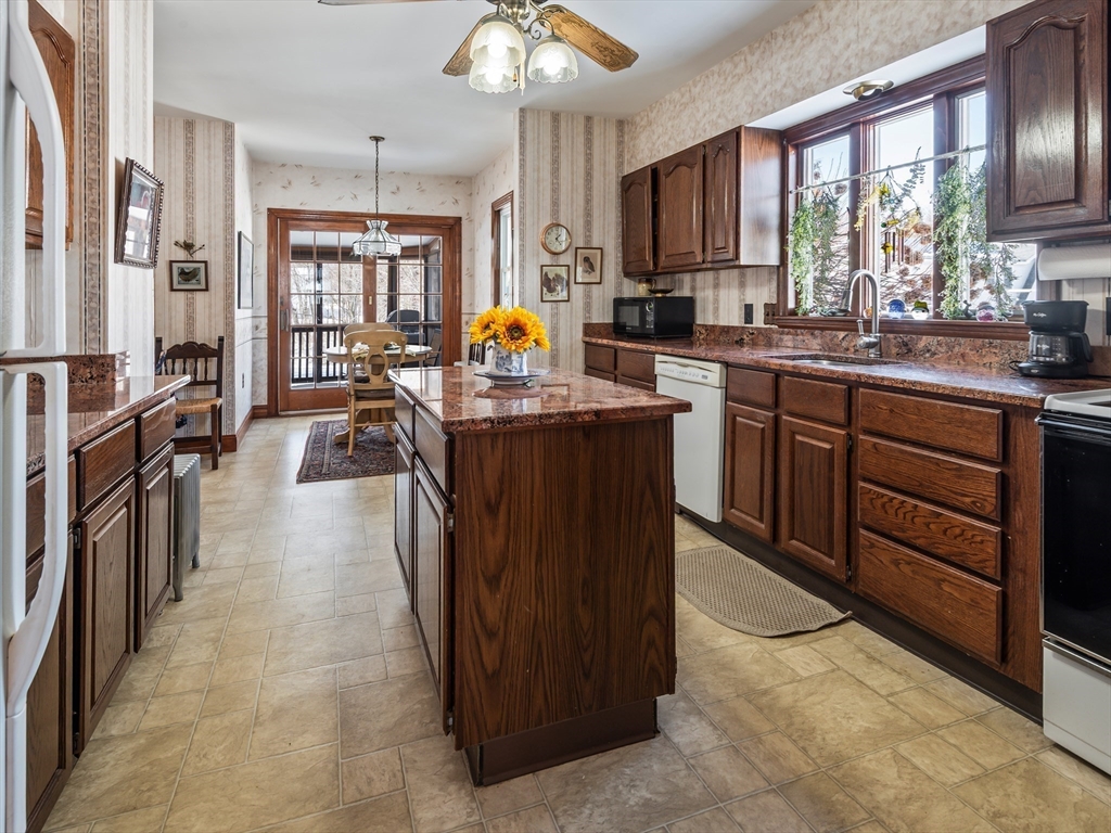 212 Washington Street