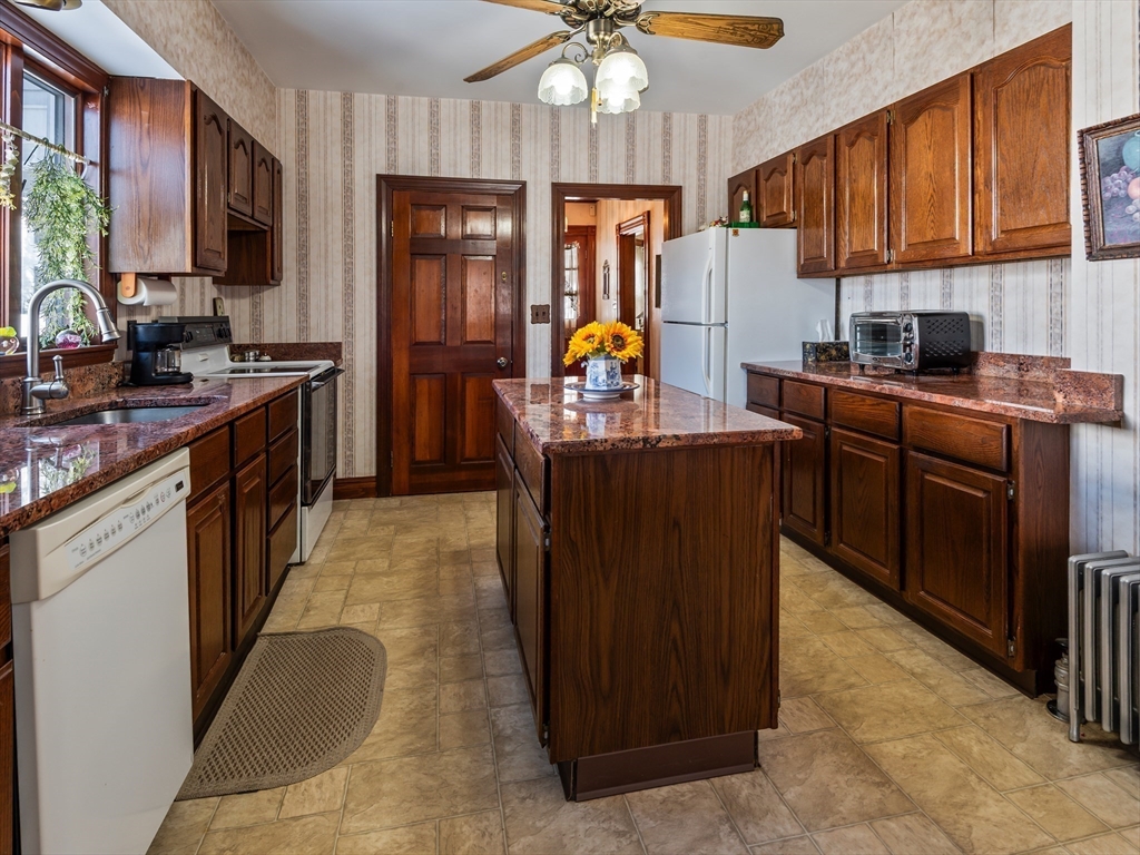 212 Washington Street