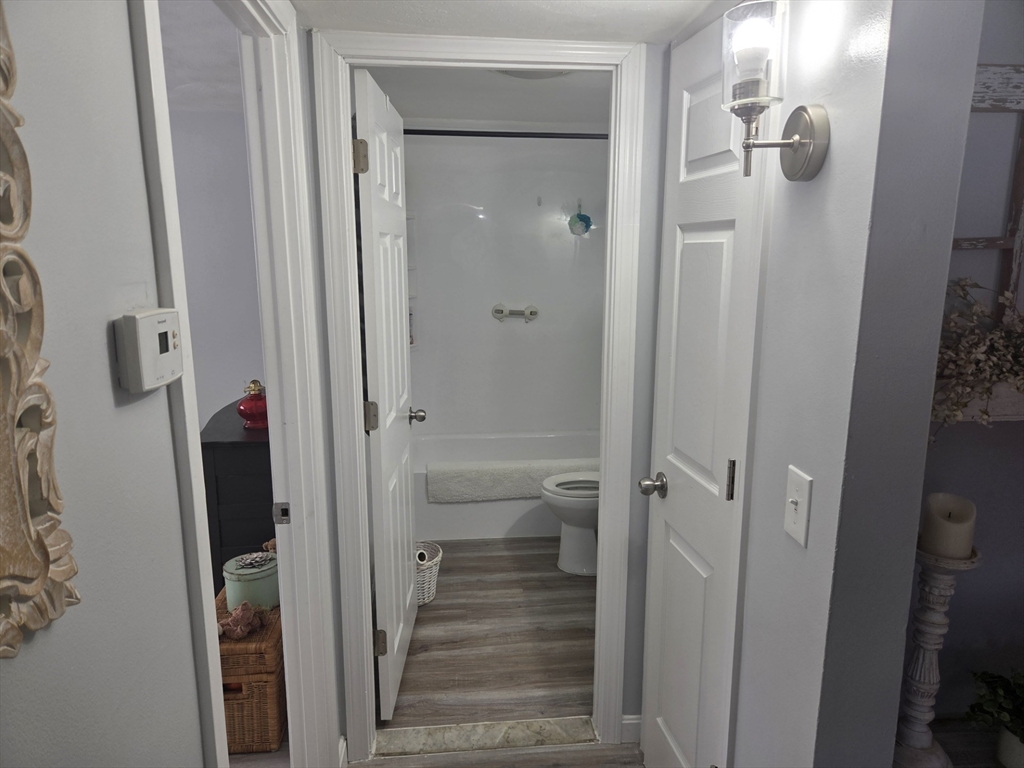 176 Maple Avenue # 1 Unit: 2-1