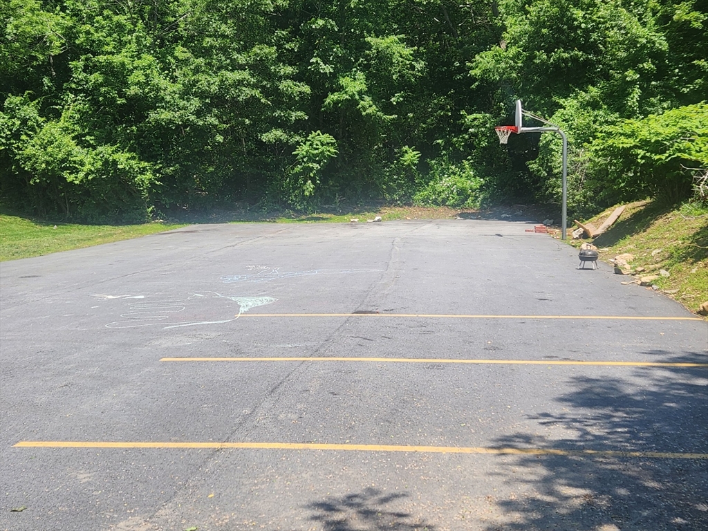 176 Maple Avenue # 1 Unit: 2-1