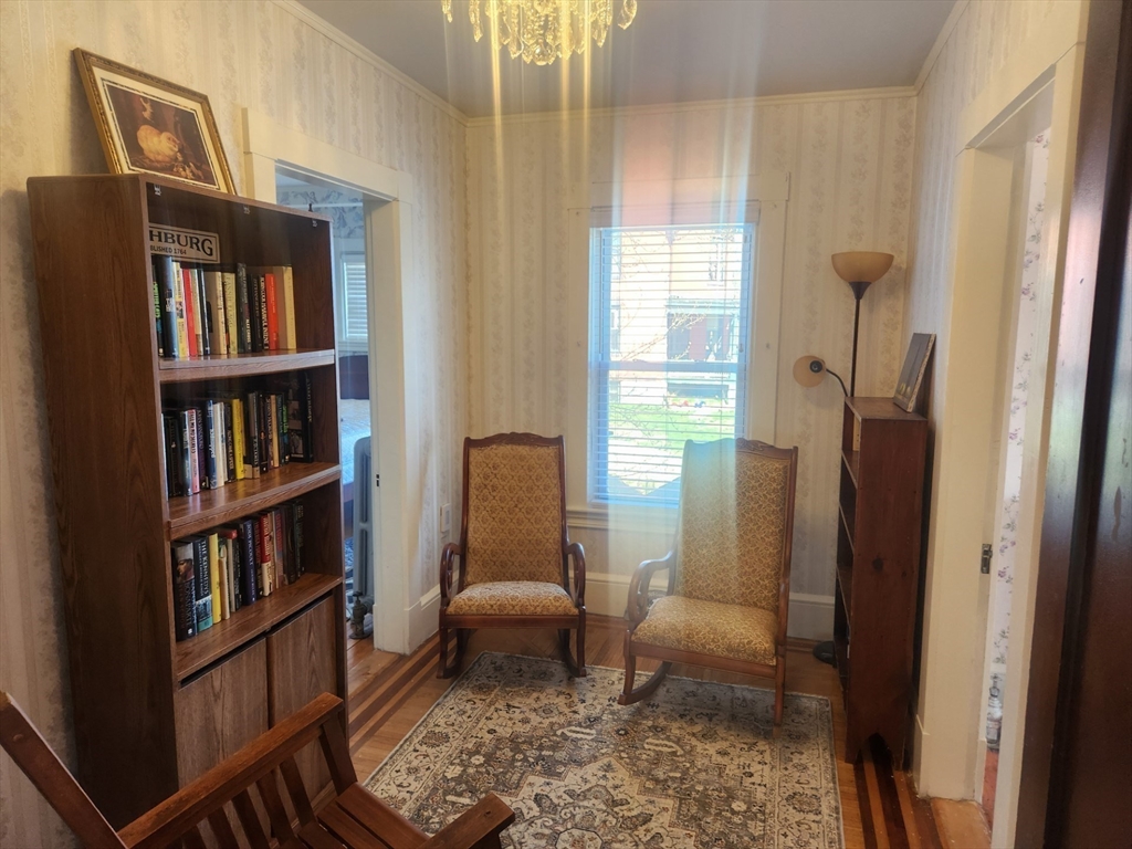 15 Arlington Street # 1