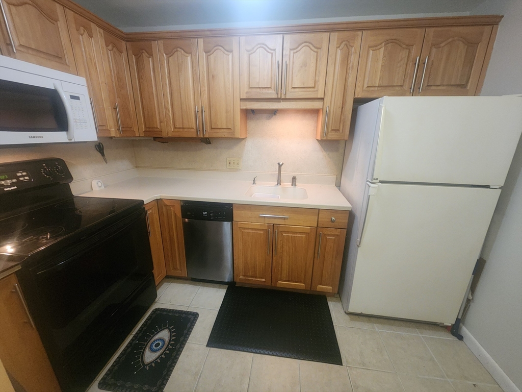 176 Maple Avenue # 26 Unit: 6-26