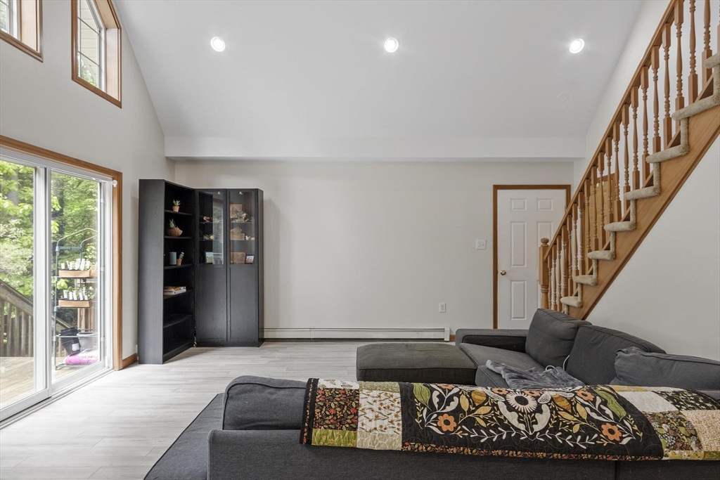 22 Sunset Road