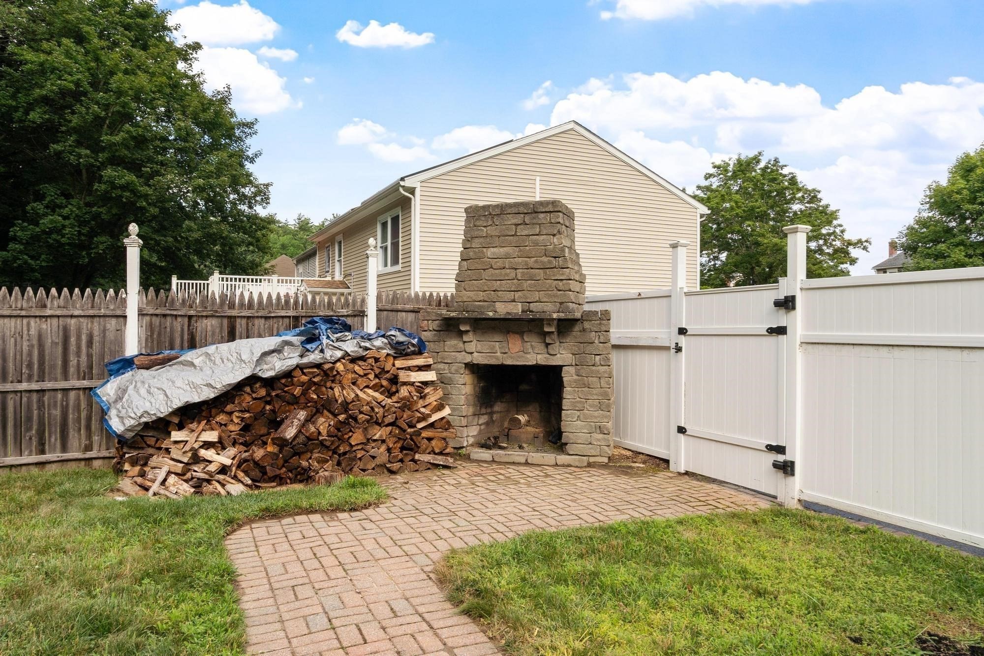 49 Shawna Street