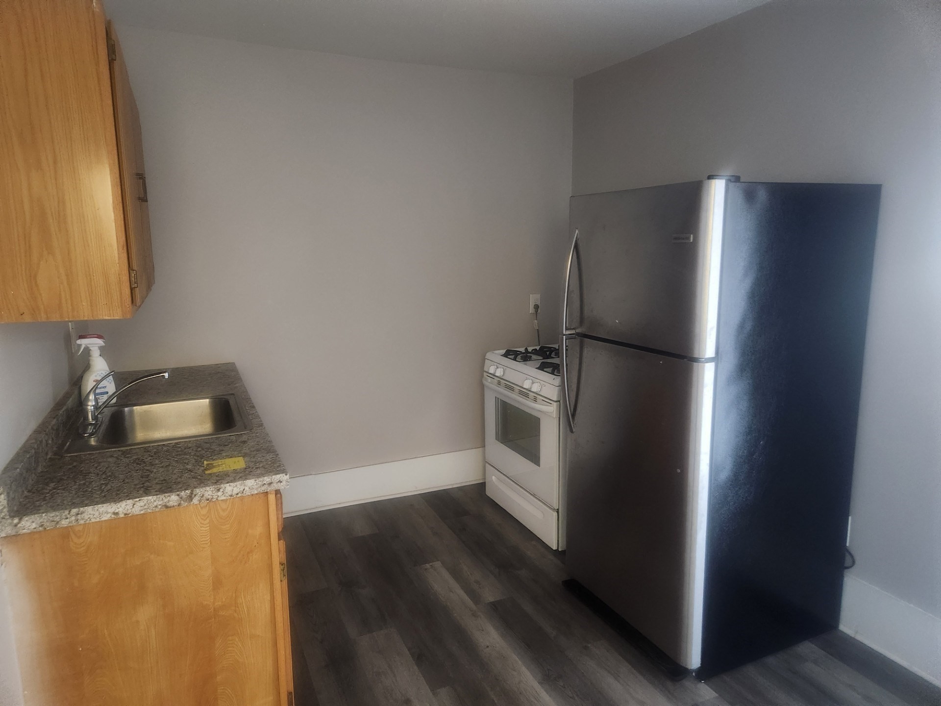 19 1/2 Lunenburg Street # 10