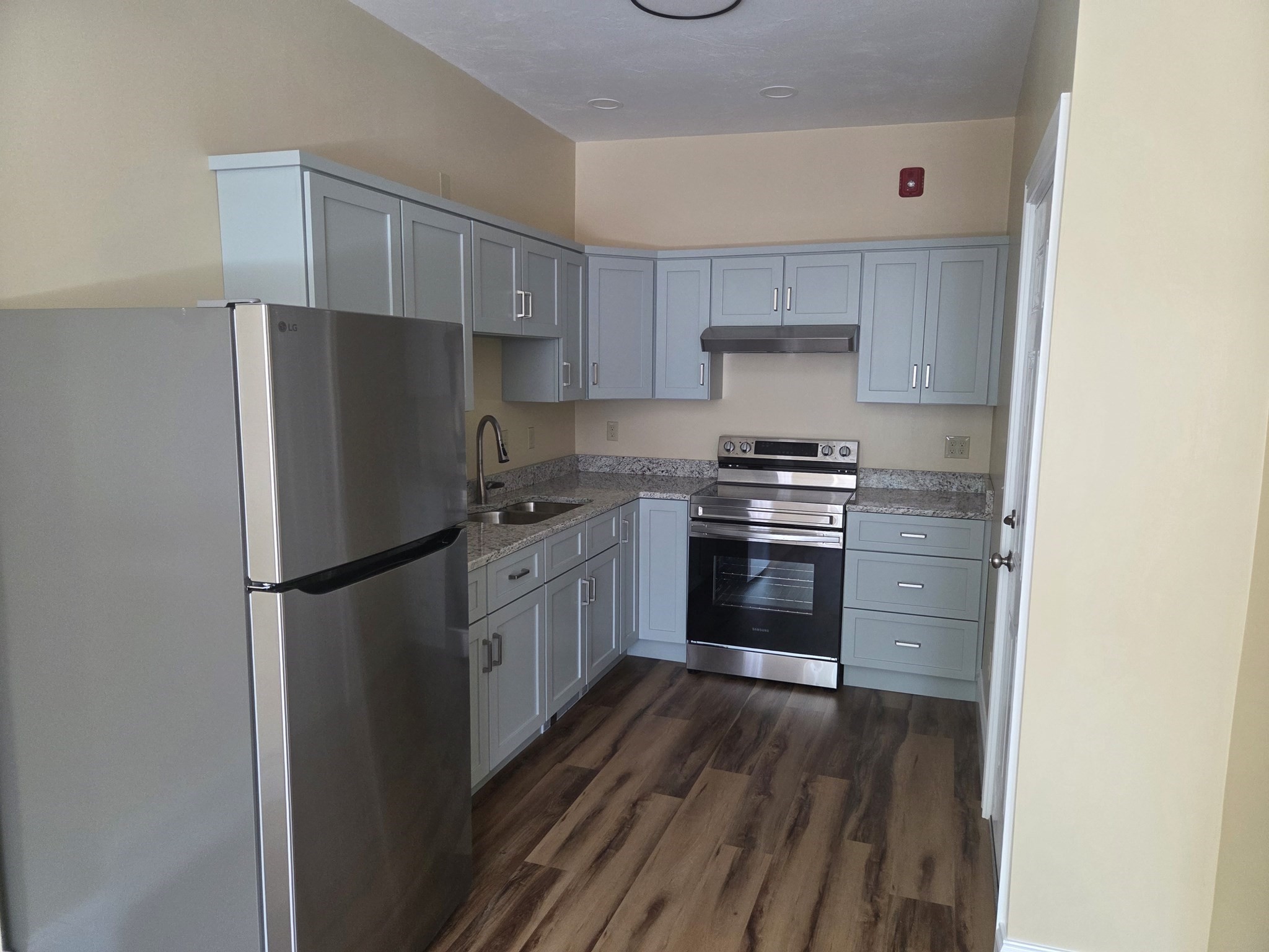 80 Grove Street # 6