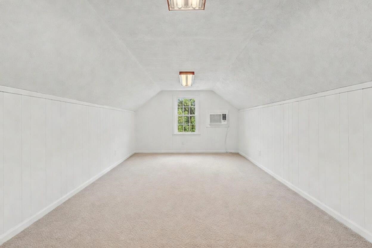 518 Drakesborough Drive