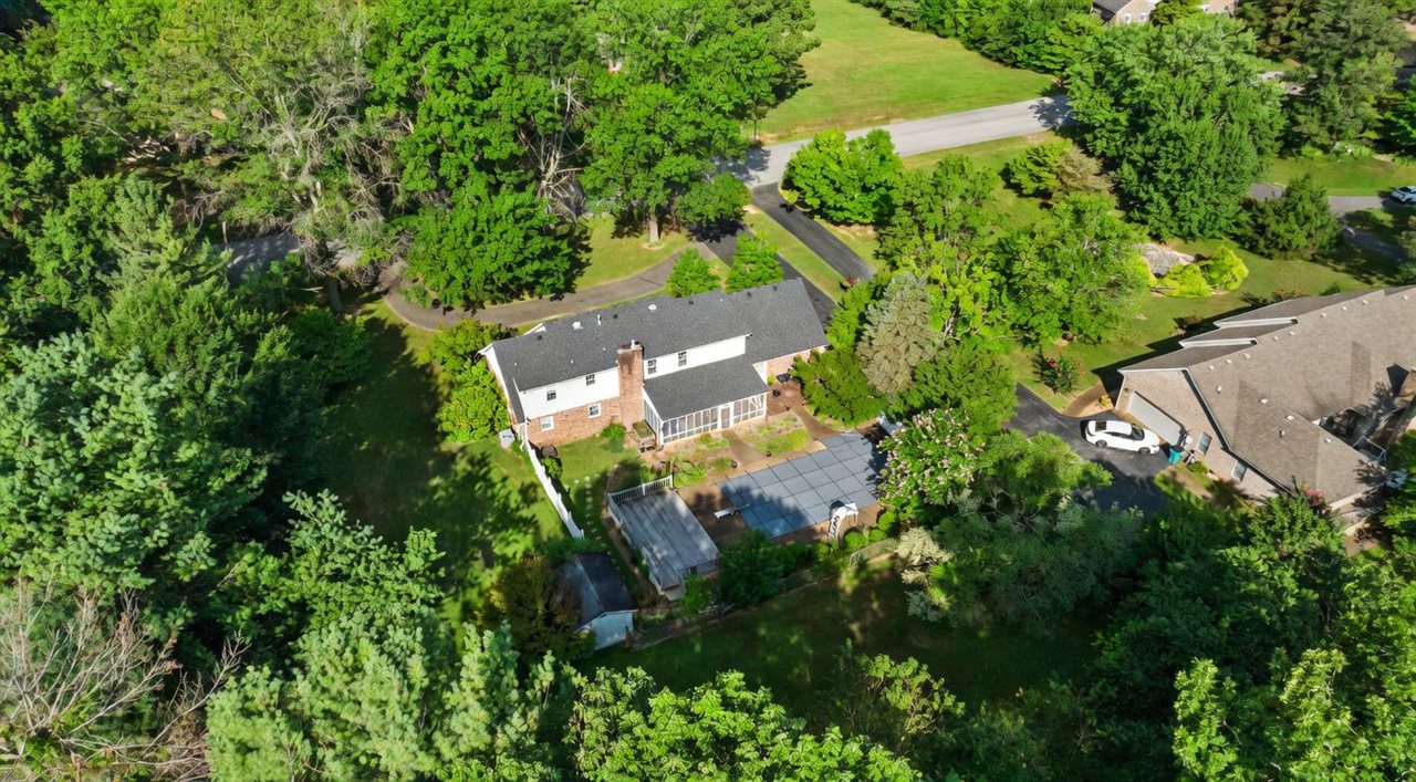 518 Drakesborough Drive