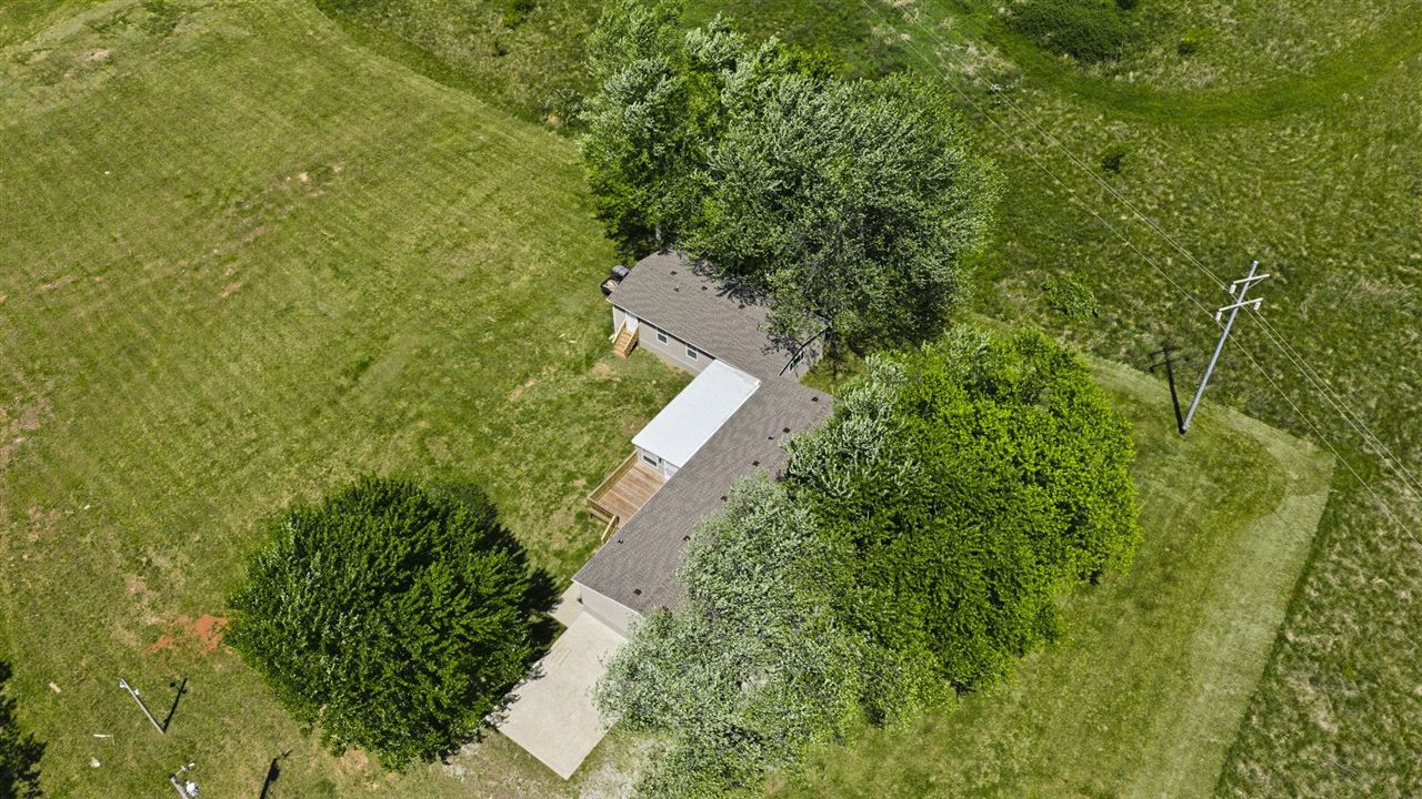 885 Moorman Lane