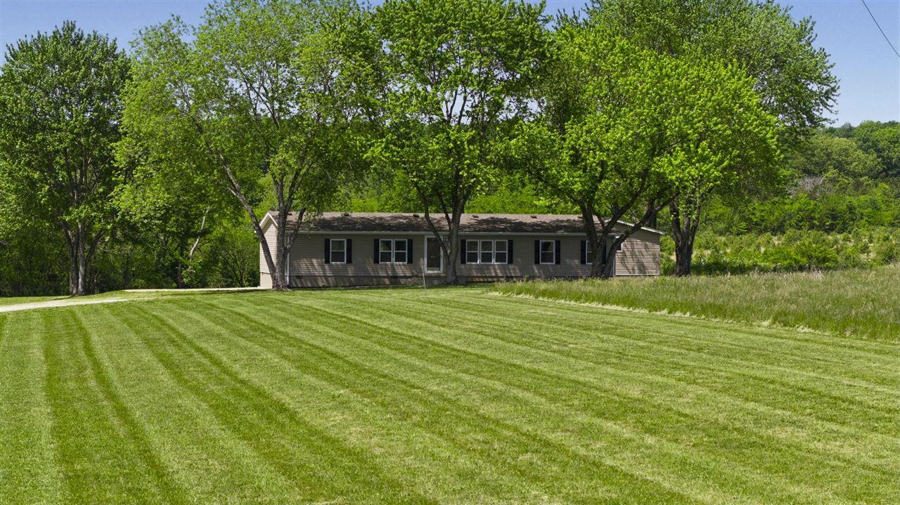 885 Moorman Lane