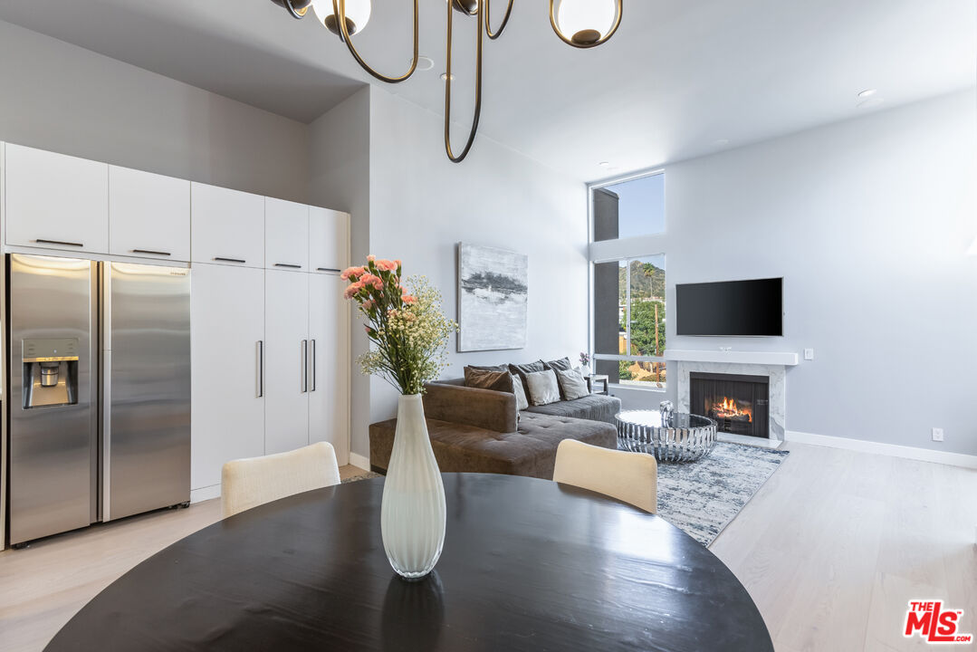 1425 N Detroit St Unit: 402