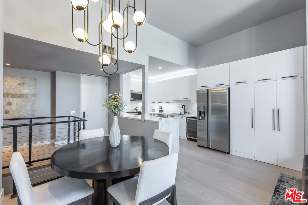 1425 N Detroit St Unit: 402