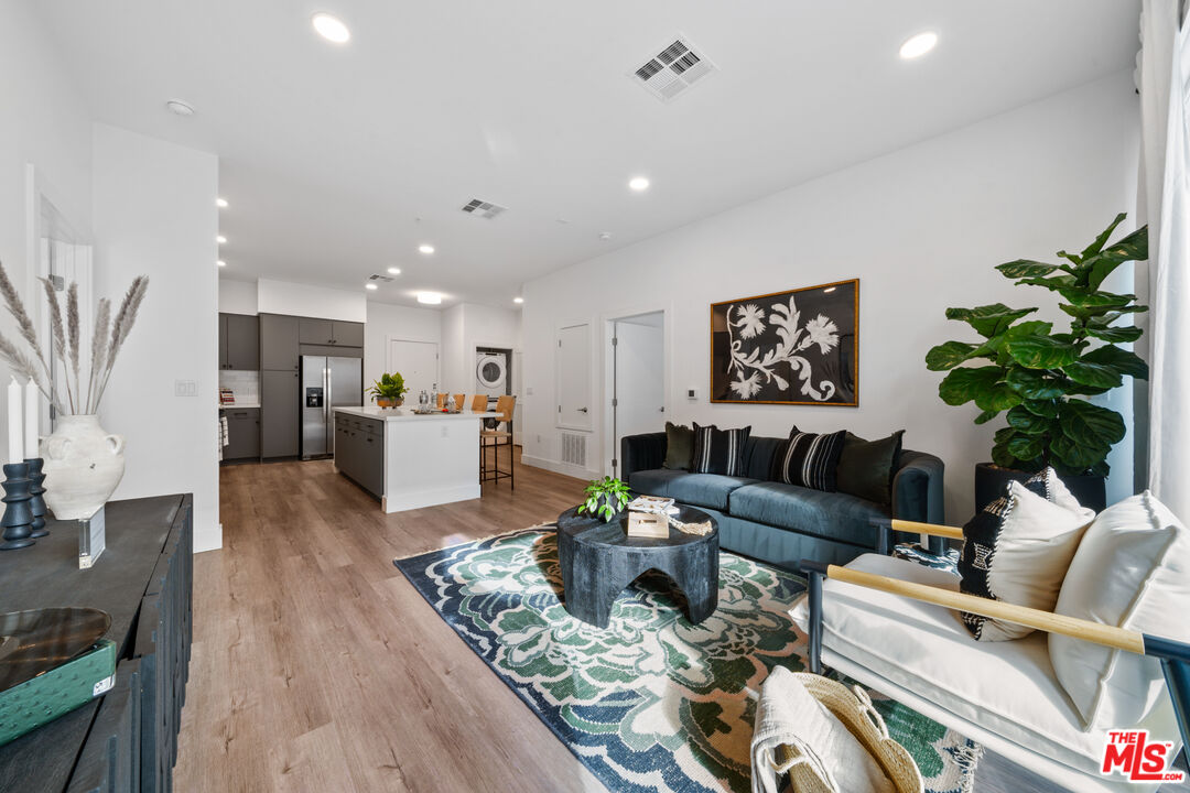 401 N Main Street Unit: 130