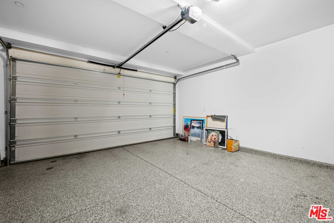 6066 W Studio Ct