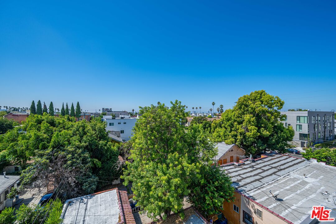 6066 W Studio Ct