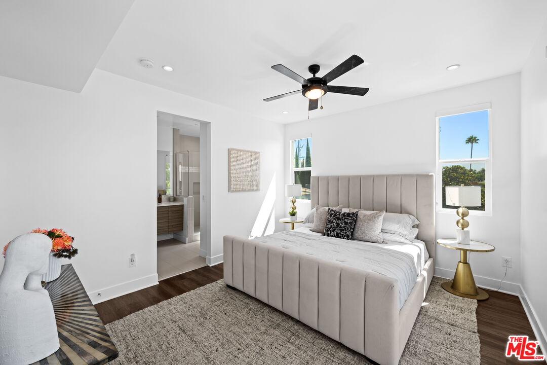 6066 W Studio Ct