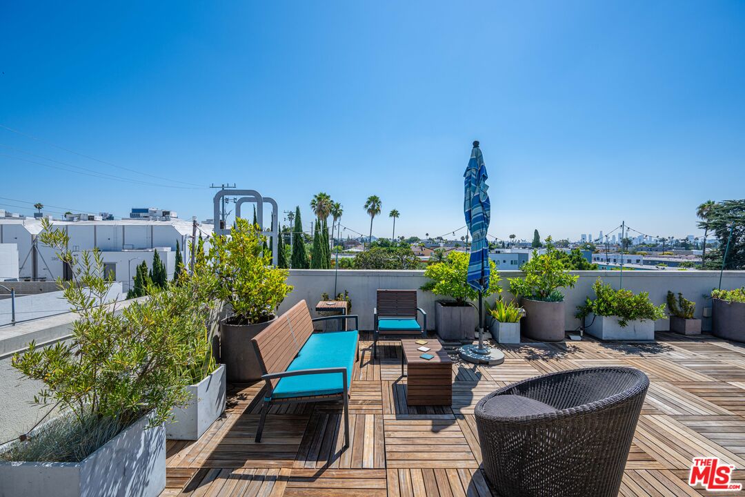 6066 W Studio Ct