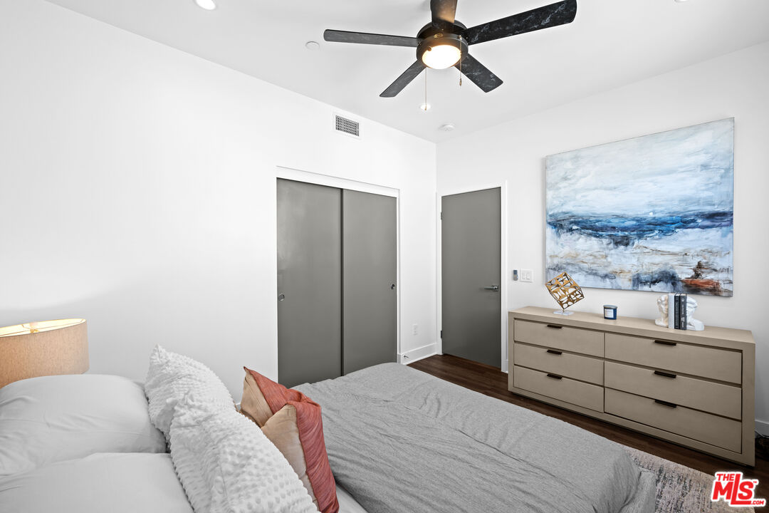 6066 W Studio Ct