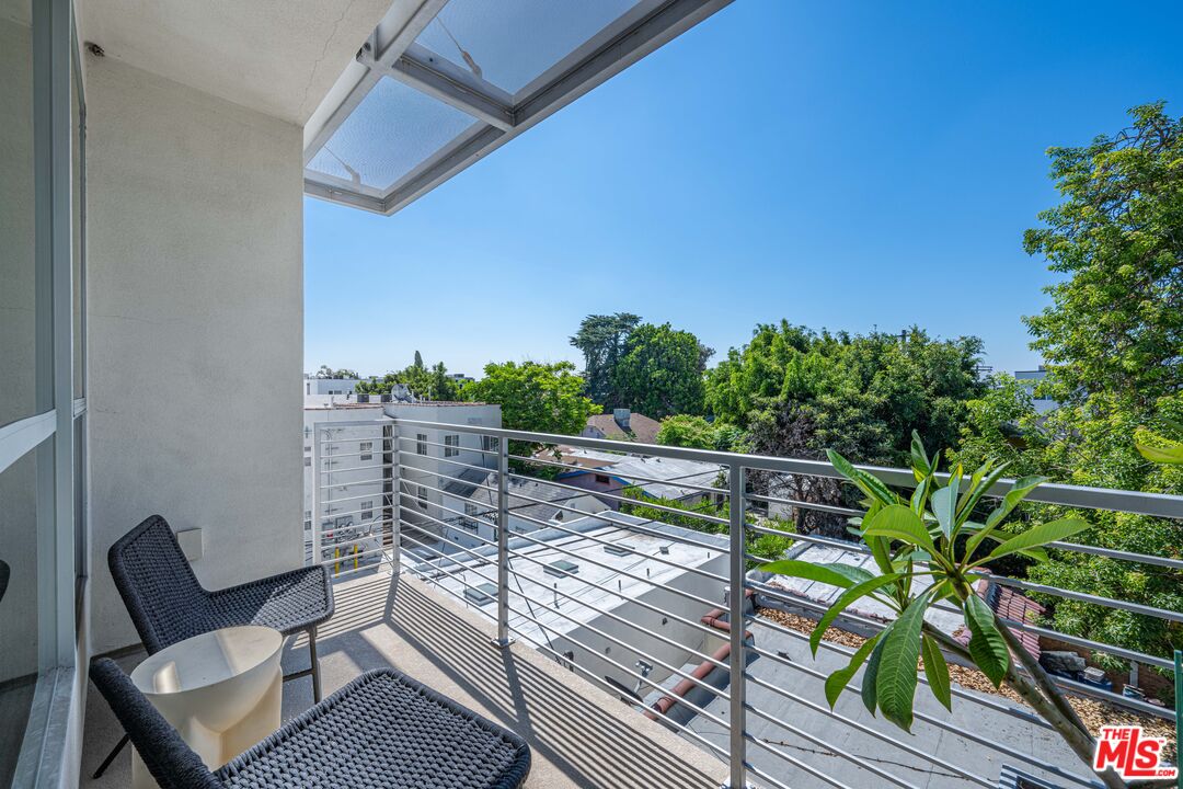 6066 W Studio Ct