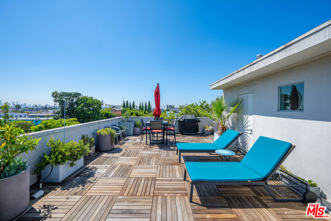 6066 W Studio Ct