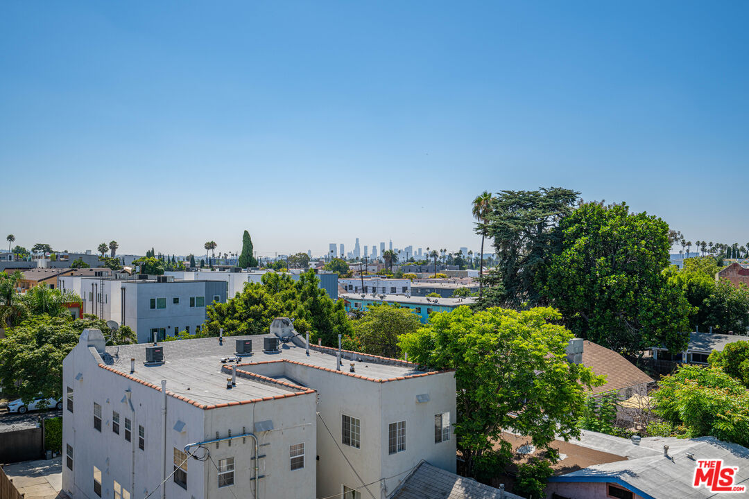 6066 W Studio Ct