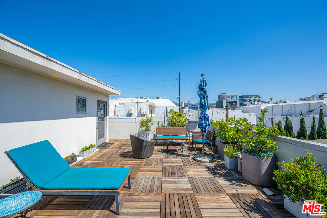 6066 W Studio Ct