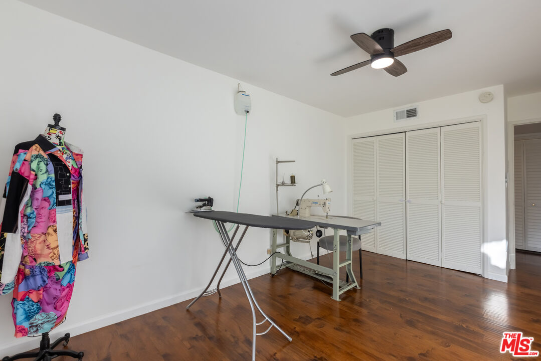 300 S Reno St Unit: 202