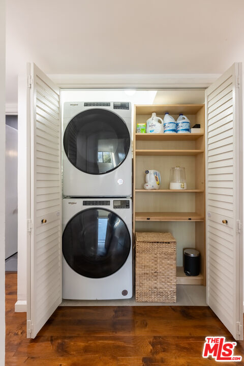 300 S Reno St Unit: 202