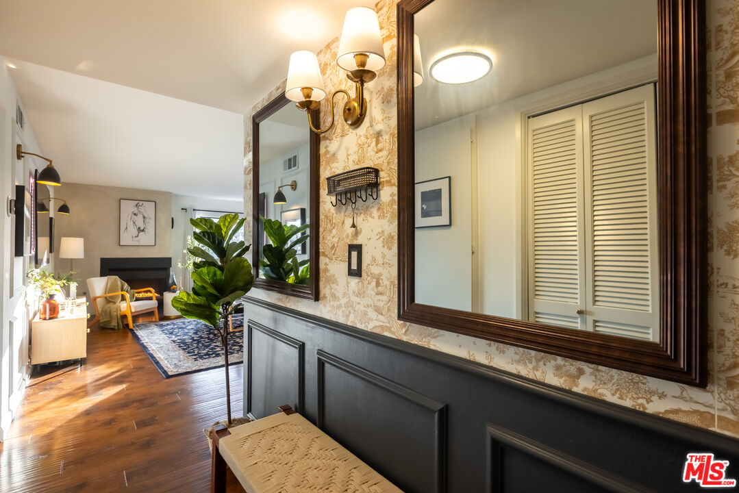 300 S Reno St Unit: 202