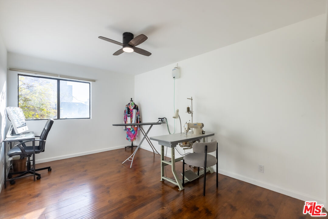 300 S Reno St Unit: 202