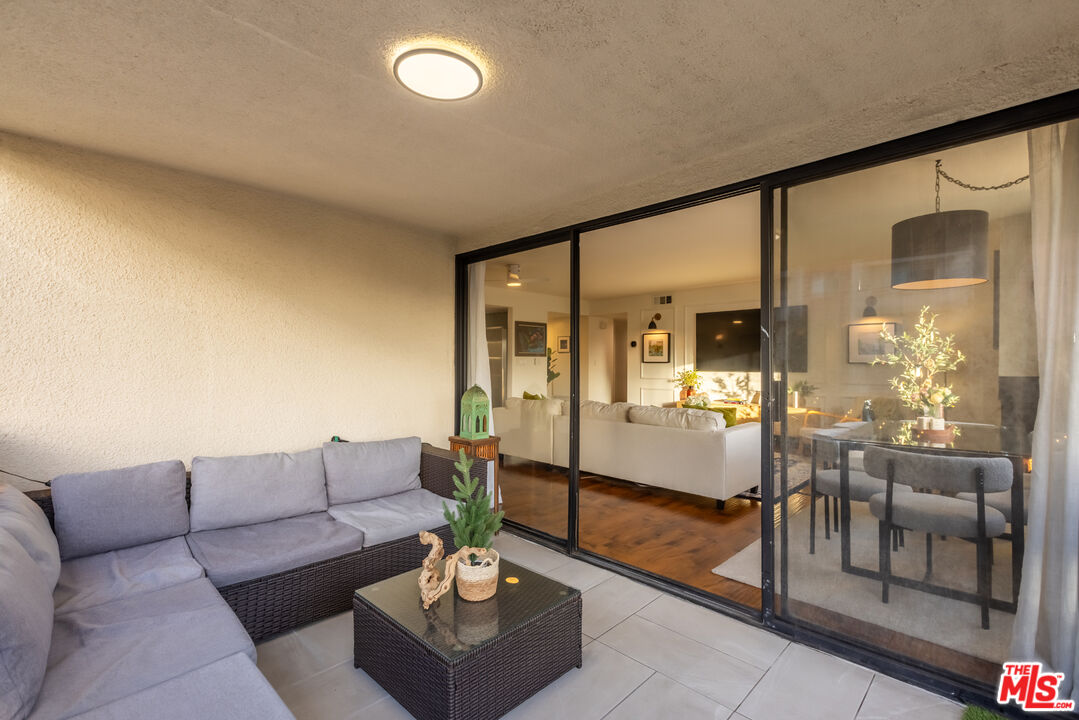 300 S Reno St Unit: 202