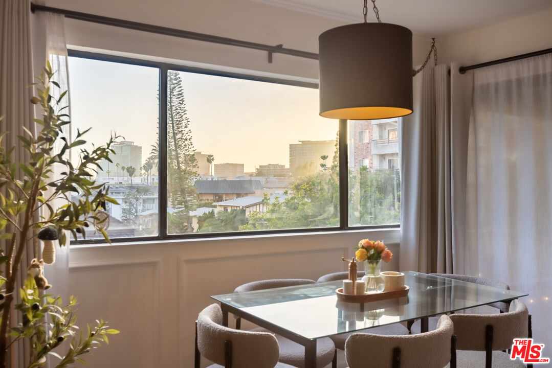 300 S Reno St Unit: 202
