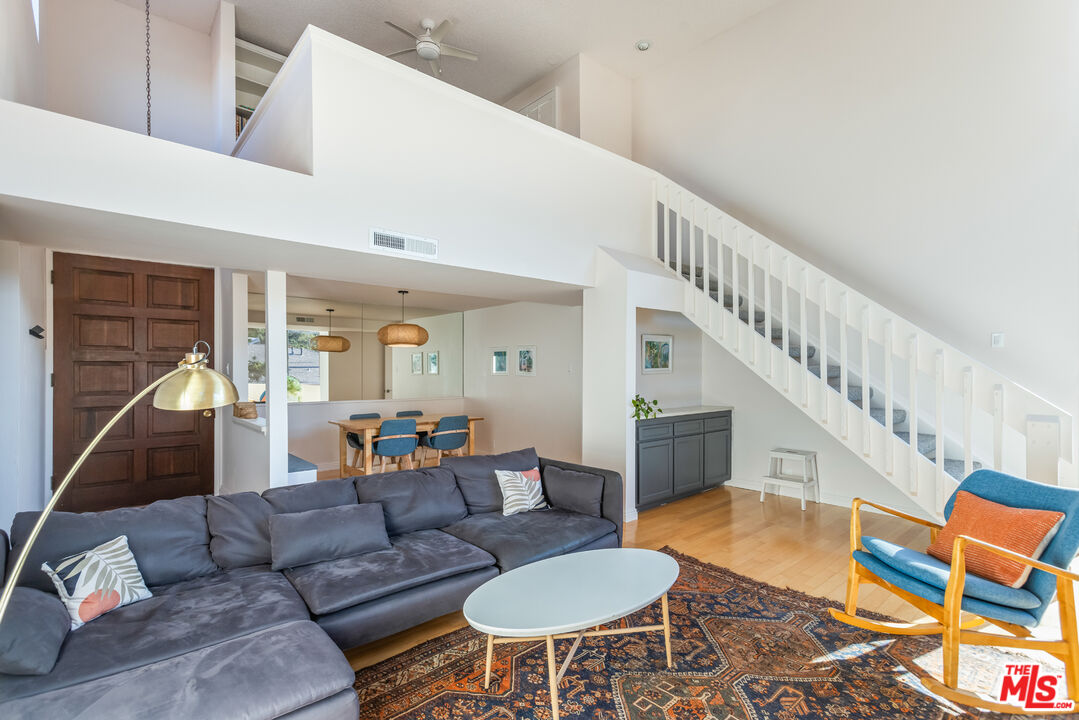 3315 Griffith Park Blvd Unit: 309