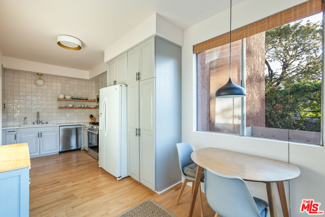 3315 Griffith Park Blvd Unit: 309