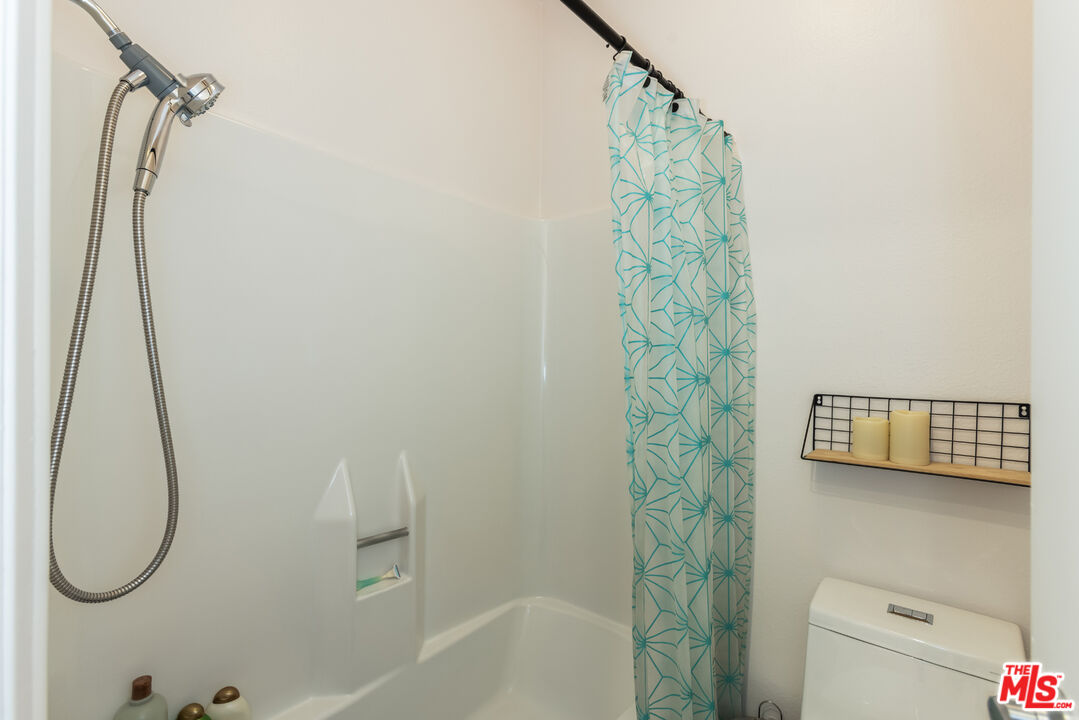 3315 Griffith Park Blvd Unit: 309