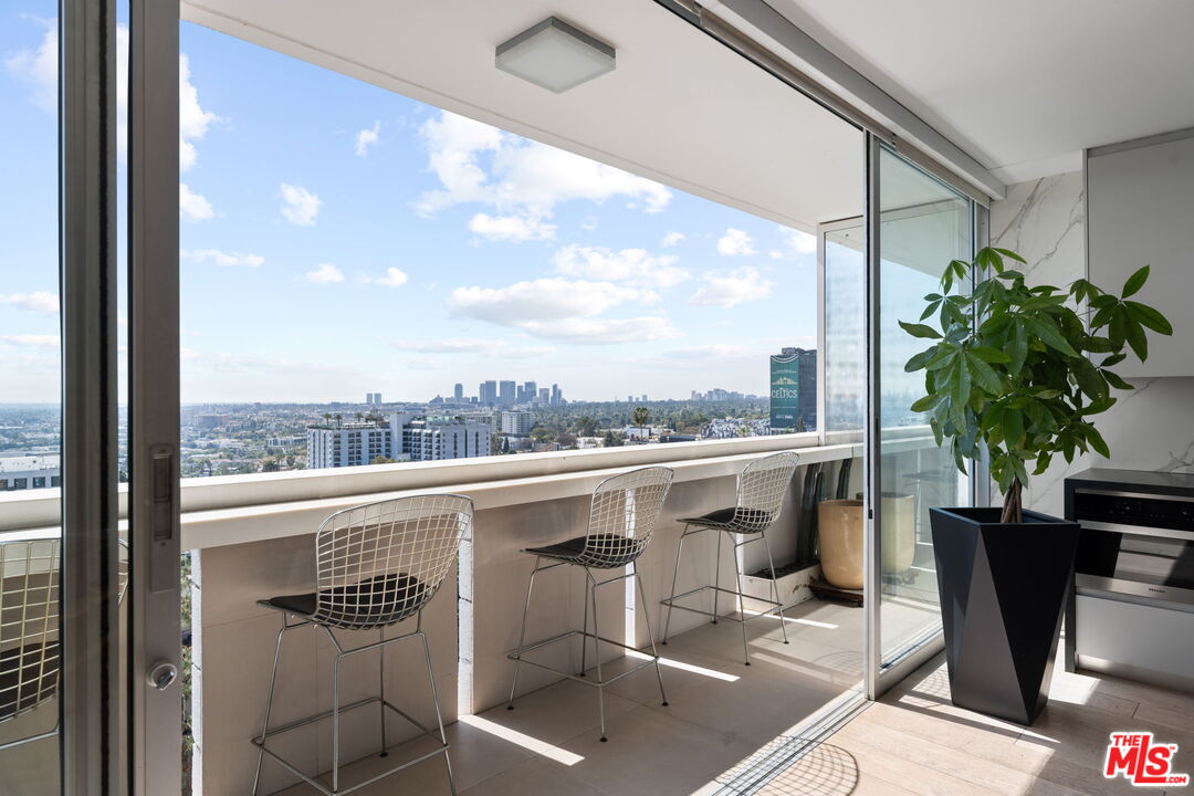 8787 Shoreham Dr Unit: 608