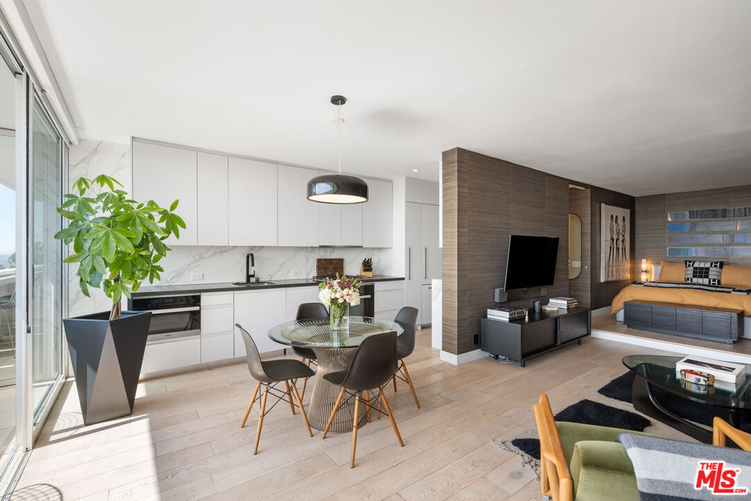 8787 Shoreham Dr Unit: 608